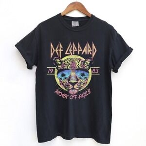 Def Leppard Retro Band Concert Tee Music Fan T-Shirt